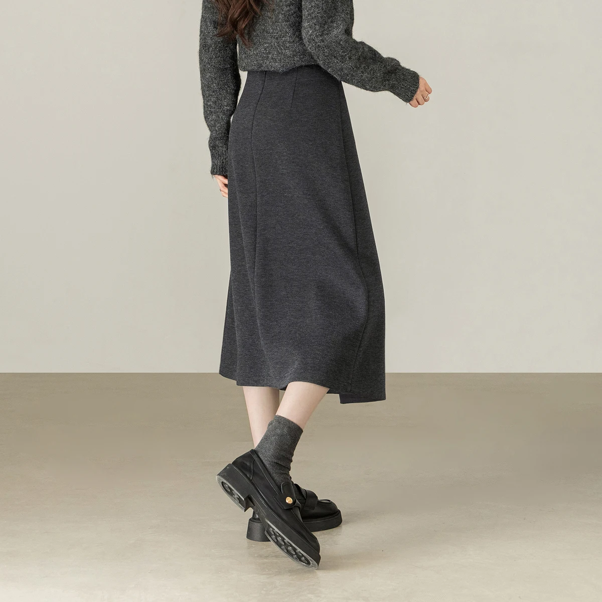 SENTUBILA Pleated Skirt 2026 New Winter Grey High Waist Office Wear Midi Skirt for Women Slimming Bottom Dress 154QB4852