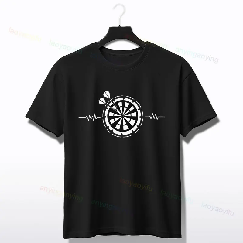 تي شيرت رجالي "ألعب السهام لأنني أحب ذلك ليس لأنني جيدًا في ذلك" تي شيرت جرافيك بأكمام قصيرة من القطن الخالص ملابس غير رسمية