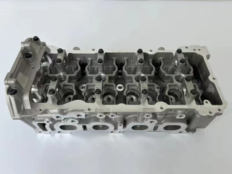 New Type QR20 QR25 QR20DE QR25DE Engine Cylinder Head Assembly For Nissan X-Trail T30 Primera P12 Serena C24 Teana Sentra Engine