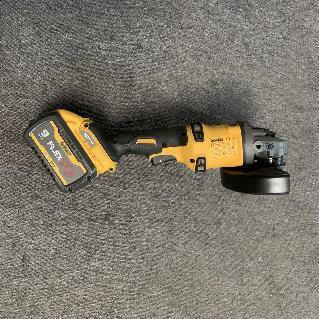 Dewalt DCG418 60V Flexvolt 4 1/2