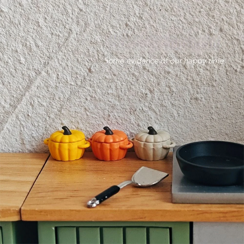 1/6 1/12 人形ミニカボチャスープポット合金多色ミニチュアドールハウスキッチンマイクロ風景飾り人形アクセサリー