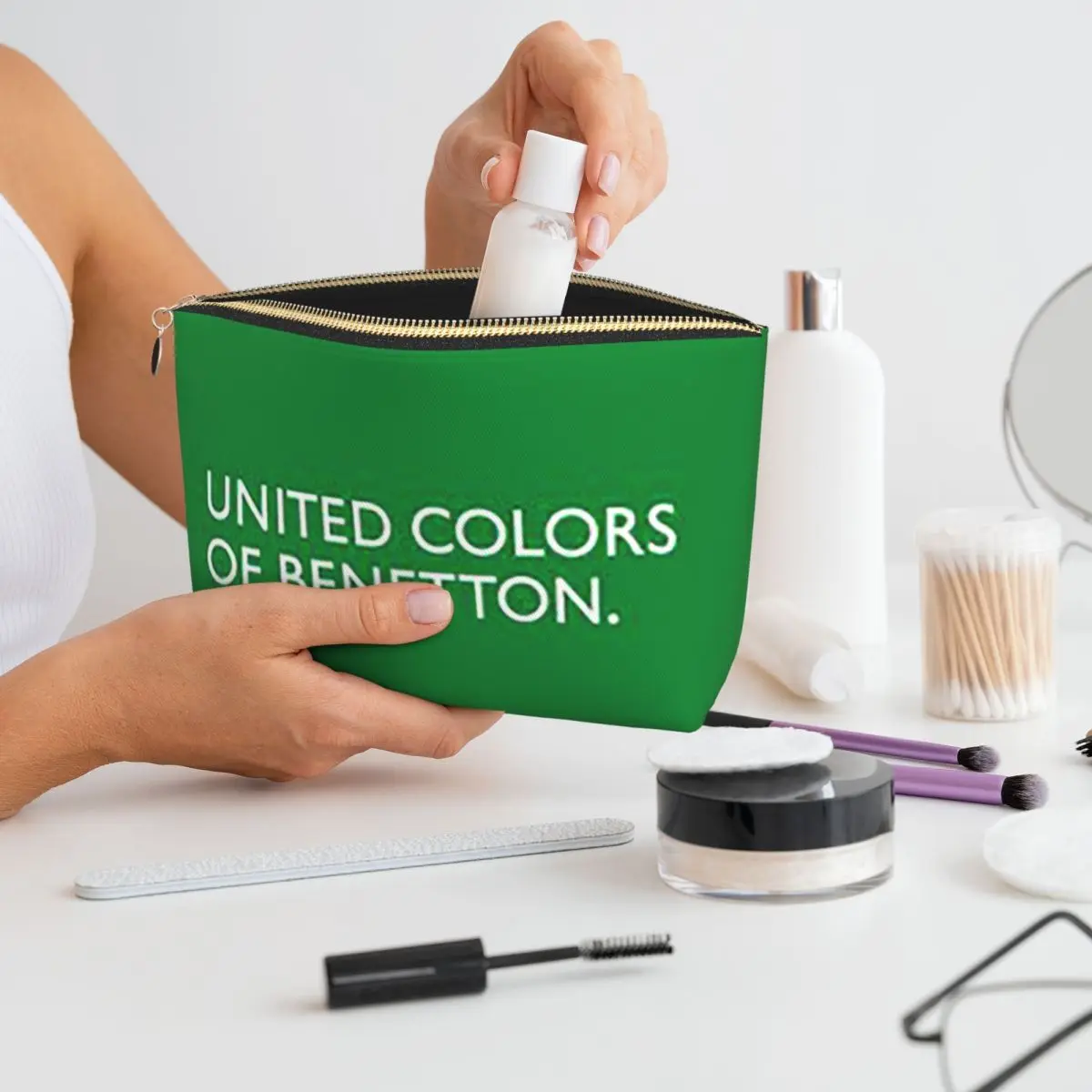 United Colors Of Benetton-neceser de viaje para mujer, organizador de maquillaje, bolsa de almacenamiento de artículos de tocador, estuche Dopp