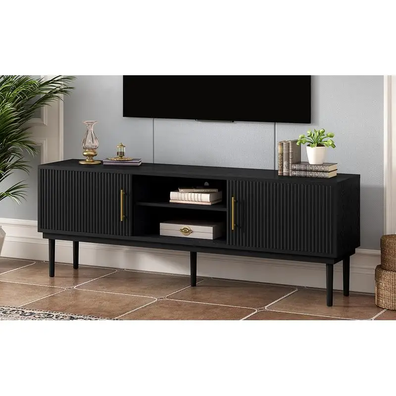 حامل تلفزيون أنيق بأبواب مخططة عمودية، تصميم منزلق موفر للمساحة، أرجل خشبية صلبة قوية، متعدد الاستخدامات كوحدة تحكم تلفزيون أو