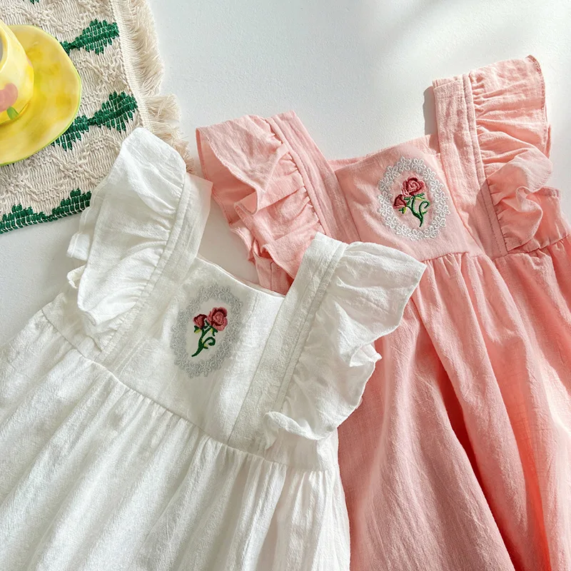 

French rose embroidery girl's dress summer new square collar flying sleeve small children's dress foreign style skirt