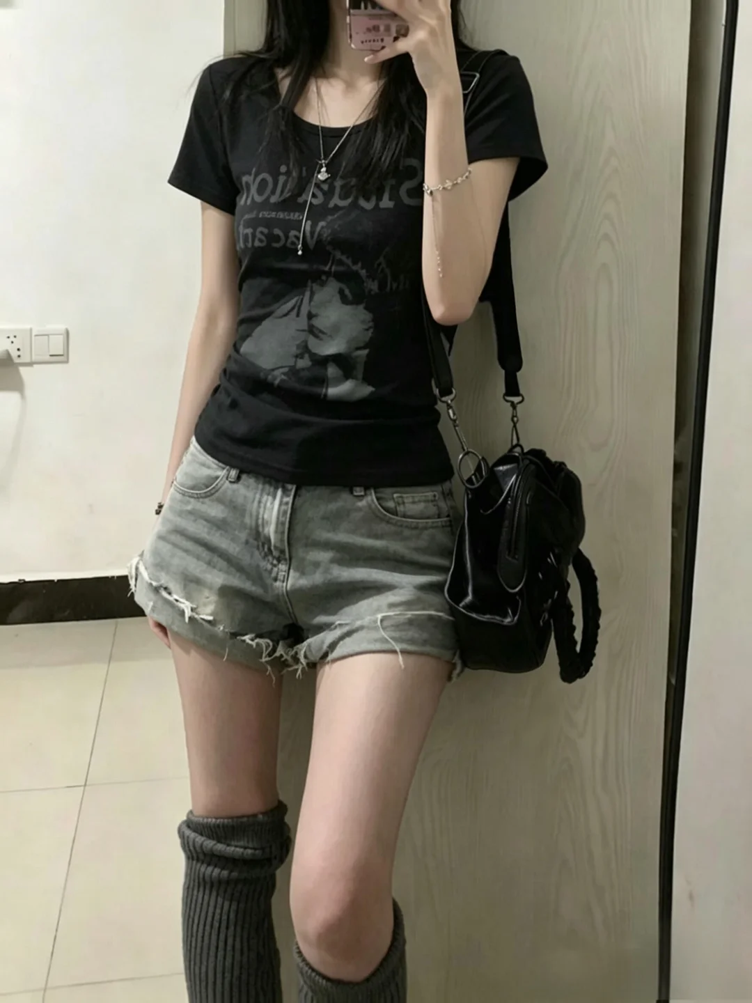 Retro American Grey Rock Portrait Short Sleeve T-Shirt Women's Summer Design Slimming Large U-Neck Correct Shoulder Top
