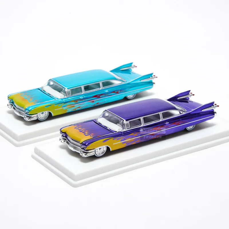 New In Stock Mechanic 1:64 Extended Cadillac Rocket Car Alloy Miniature Diecast Cadillac Ornaments Custom Toys Kids Gift