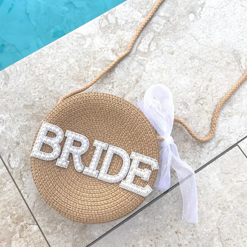 2025 BRIDE Letters Pearl Round Embellished Beach Bag Beach Gifts Engagement Supplies Bachelorette Party supplies Wedding Decor
