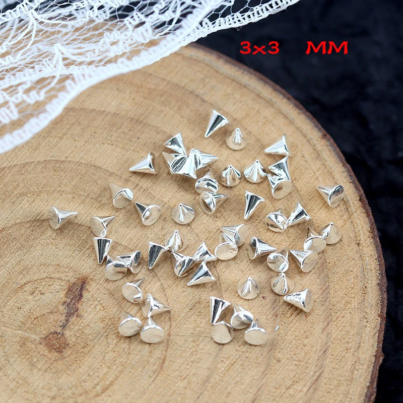 100 pz Unghie Oro Metallico Paillettes per unghie Pendenti e Ciondoli 3D Nail Art Consigli Decorazione Oro Perline di Metallo Rivetto Gioielli per unghie Pietra