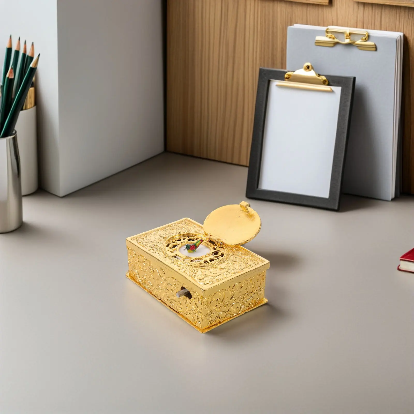 Automatic Bird Music Box Ornate Gold 3D Embossed Pop Up Mechanical Singing Bird Decorative Trinket Keepsake Wedding Anniversary