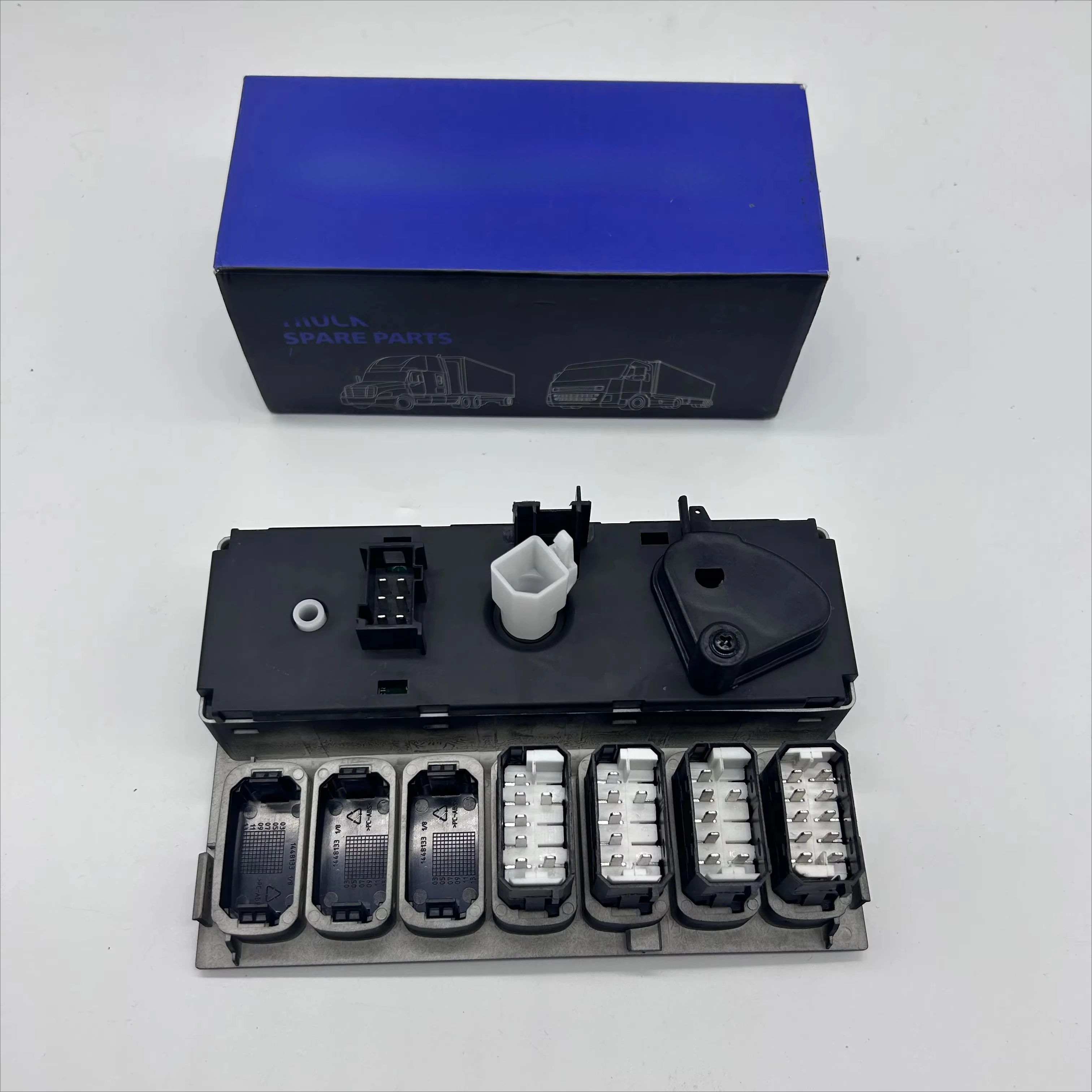 Ouri TRUCK SWITCH MANUAL AIR CONDITION CONTROL PANEL 1797411 1543095