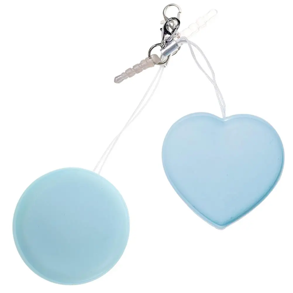 

2Pcs Heart Shaped Screen Wipes Cleaning Cloth Eyeglass Lens Cleaner Portable Travel Random Color Cartoon Pendant Glass Cleaner