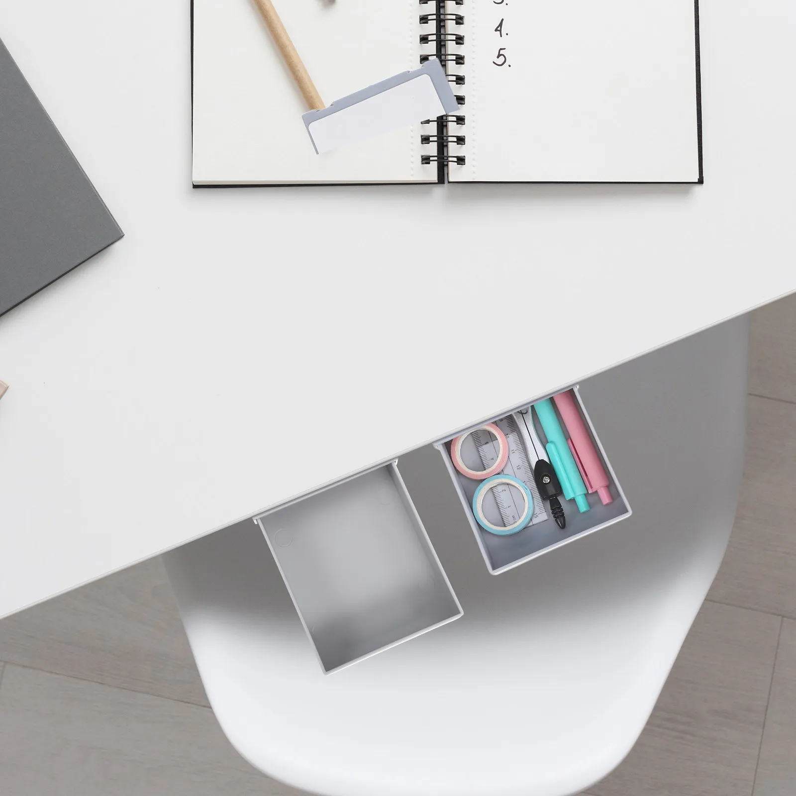 

Набор из 2 скрытых ящиков-органайзеров из АБС-пластика на клейкой основе для хранения под столом, для офиса и учебы