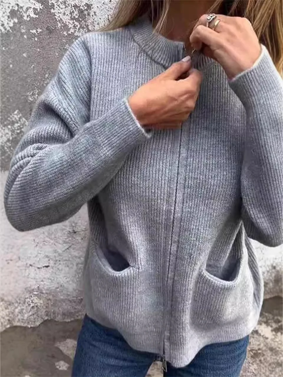 سترات بومبر بتصميم مخصص للسيدات شتوية من مادة البولي يوريثين متعددة الجيوب مقاومة للرياح ملابس تقنية مقاومة للماء للمغامرة قابلة للتعديل في الهواء الطلق #2