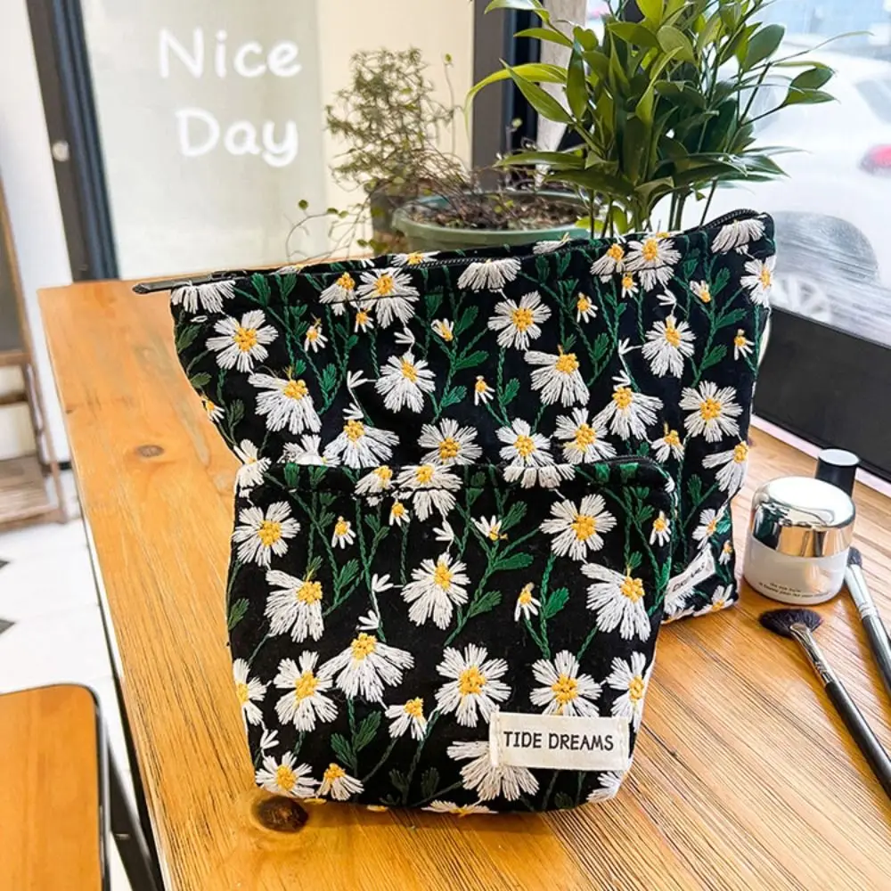 Bolsa de maquiagem bordada Floral Daisy, estilo coreano lona saco cosmético organizador de artigos de higiene pessoal de grande capacidade