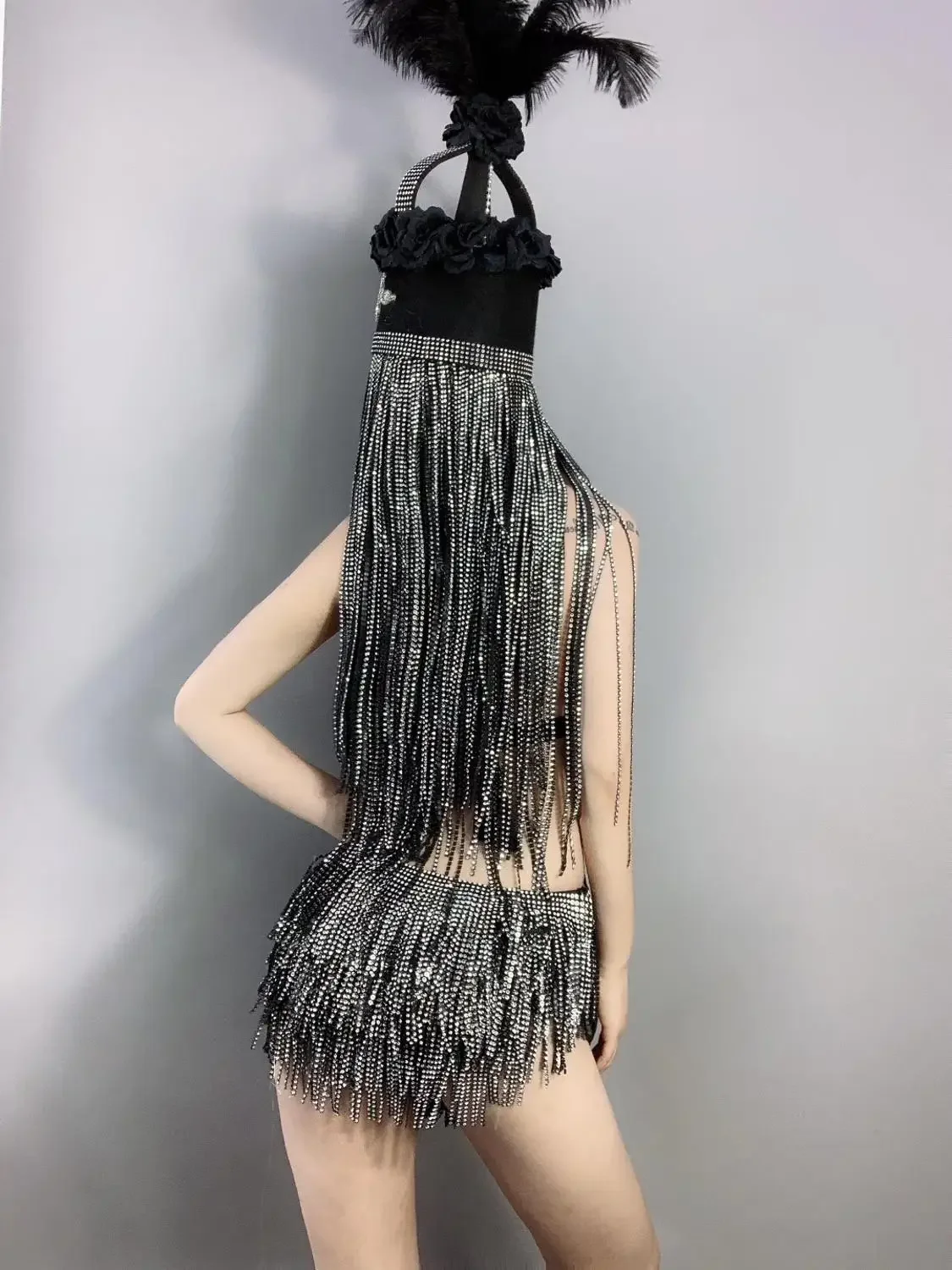 Srebrny, błyszczący strój bikini z frędzlami, seksowny kostium sceniczny dla DJ-a, piosenkarza, tancerki, na imprezę w klubie nocnym, barze, rave'u, strój do tańca gogo.