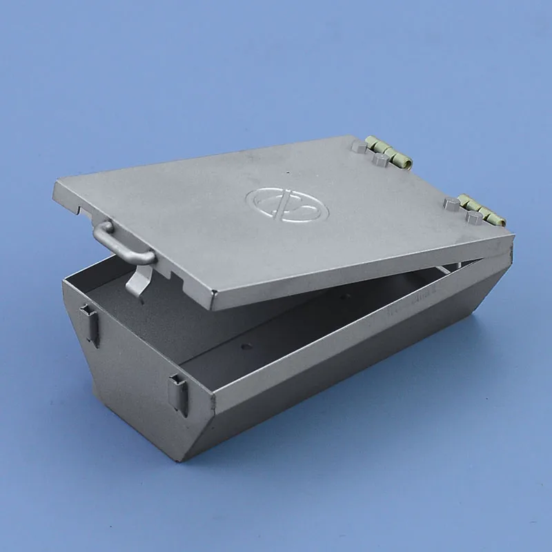 

LXY/RC Metal Fender Center Tool Box for 1/14 Tamiya RC Truck SCANIA 770S R620 VOLVO BENZ Arocs MAN TGX Car Accessories