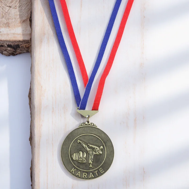 

Zinc Alloy Reusable Small Decorative Martial Art Competition Award Medal For Taekwondo Durable Rustproof Hanging Medal Enhance