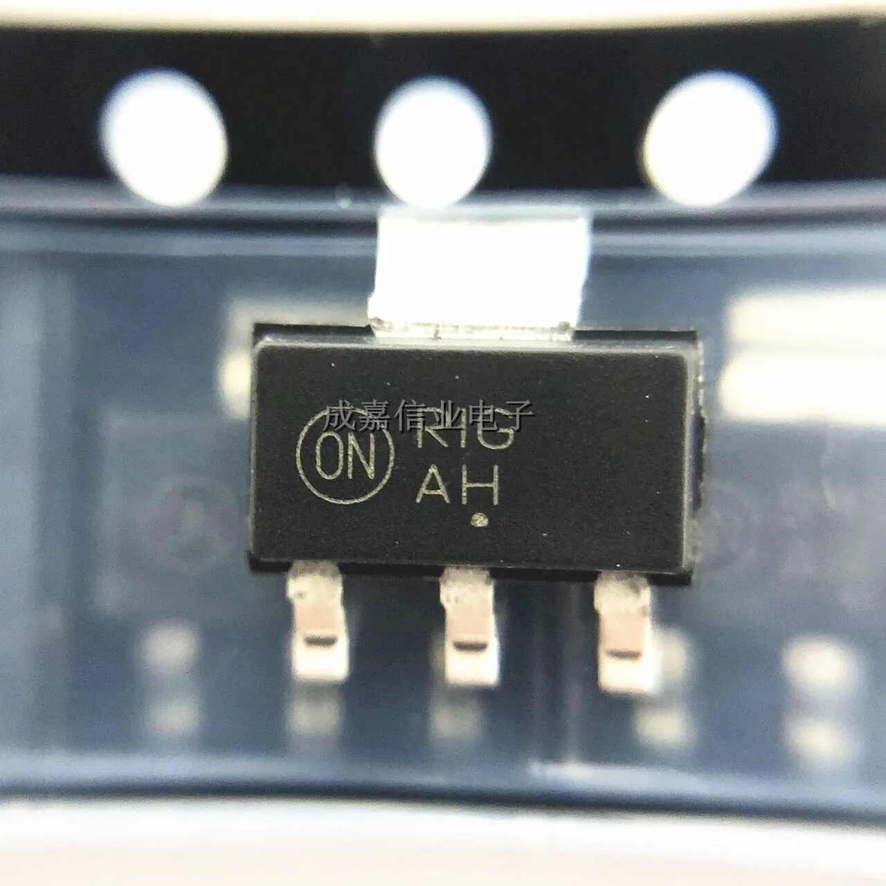 10 teile/los bcp53t1g sot-223-4 Markierung; ah bipolare Transistoren-bjt 1,5 a 100V pnp Betriebs temperatur:- 65 c-c