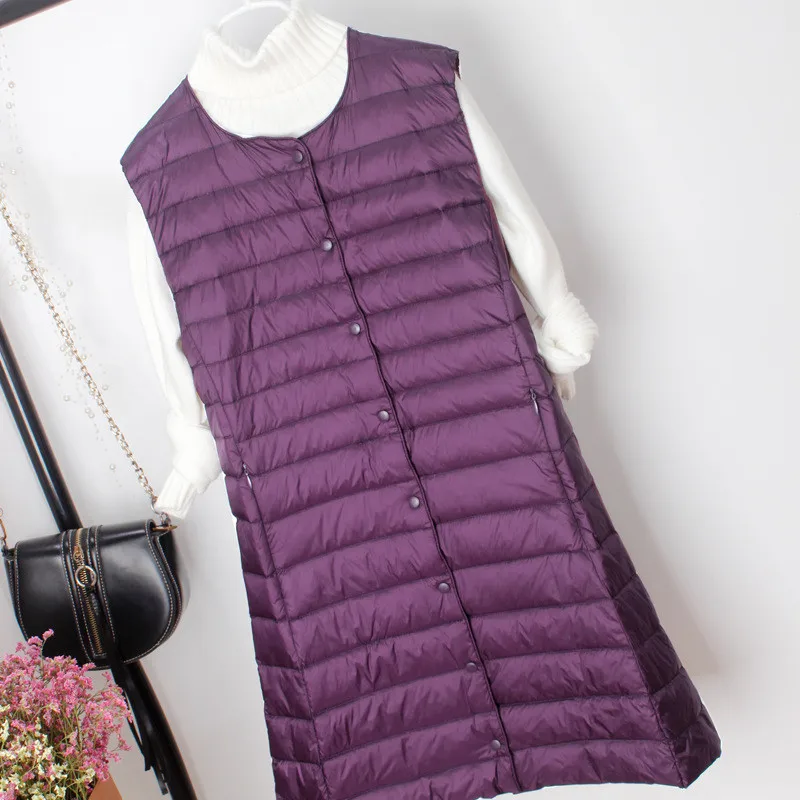 سترة نسائية لخريف وشتاء 2025 خفيفة للغاية بيضاء مبطنة للأسفل سترة نسائية طويلة أسفل صدرية معطف بدون أكمام ملابس خارجية سترات