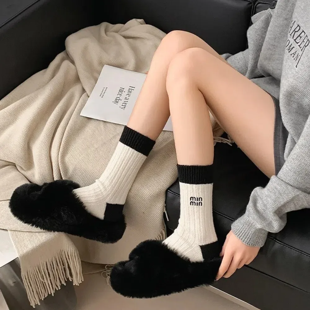 Fashion Embroidered Letters Stacked Socks Middle Tube Thickened Snow Boot Socks Keep Warm Women's Socks Winter