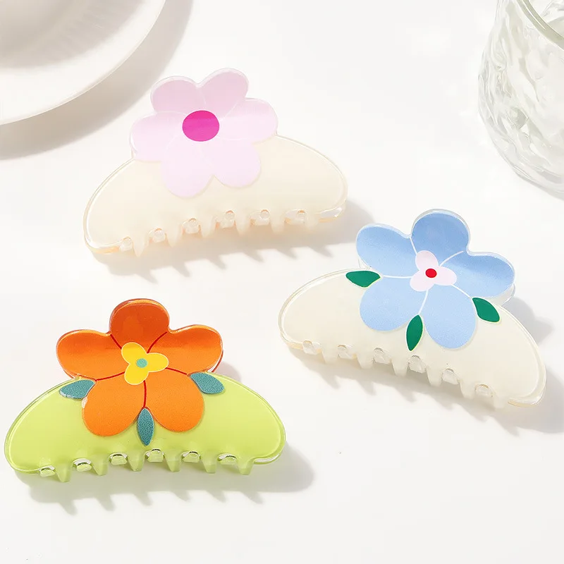 

1 шт., женская маленькая заколка для волос со свежим цветком, легкая роскошная модная милая заколка в виде натуральной акулы для поездок на работу, аксессуар