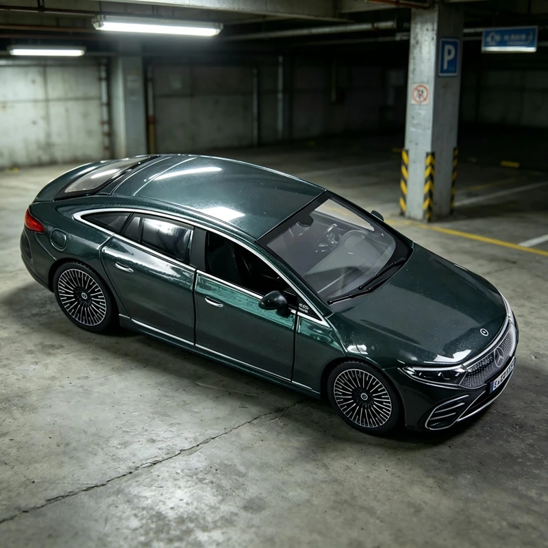 Maisto 1:27 simulation Mercedes Benz EQS alloy car model doors can be opened suitable for collection and can be given as a gift view 2