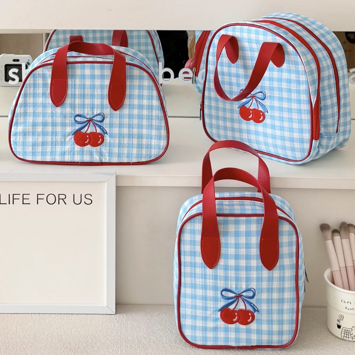 Blue Checkered Cherry Niche Makeup Bag, Large Capacity Multifunctional Toiletry Storage Makeup Bag, Travel Portable Handheld Sto