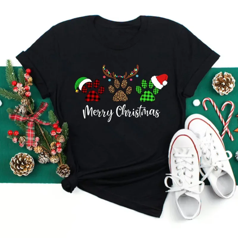 Just a Girl Who Loves Christmas Print Women T-shirts Cute Female Christmas Clothes New Year Party Tshirt