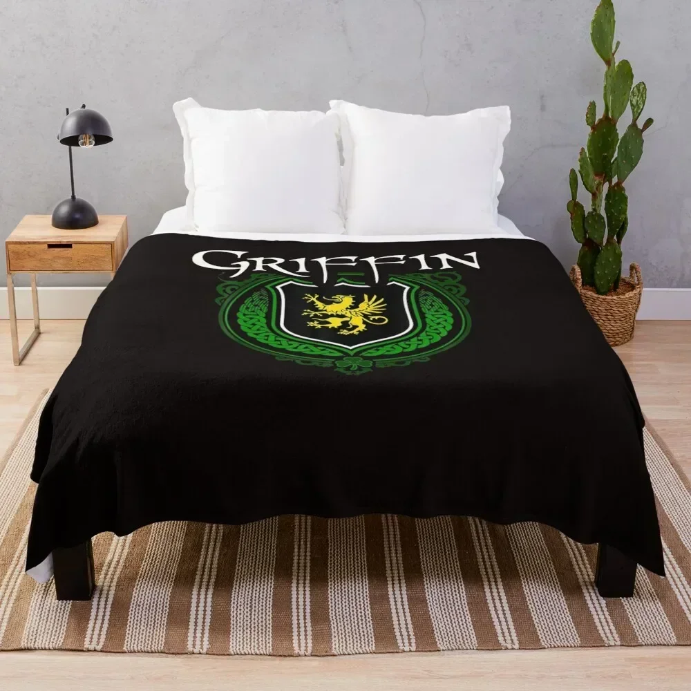 Griffin Surname Irish Last Name Griffin family crest T shirt Throw Blanket Heavy for babies Luxury Brand Sofas Blankets