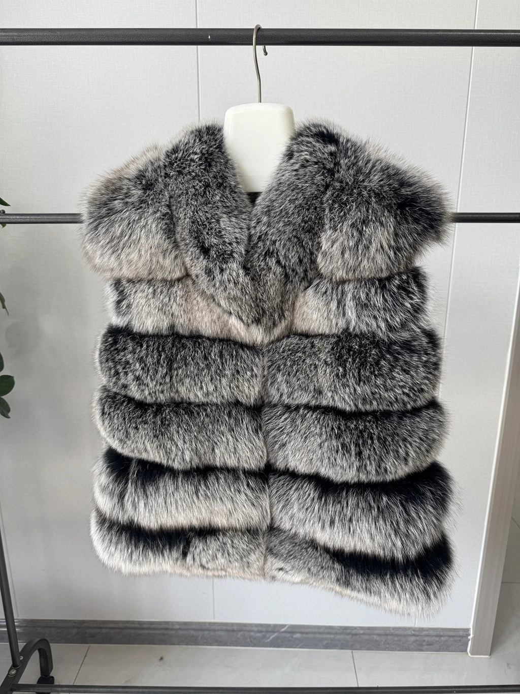2026 NEW style Fox Fur Coat Real Winter New Outwears Women's Fashion Luxury Jacket High Quality Clothing Natural And Stand Colla