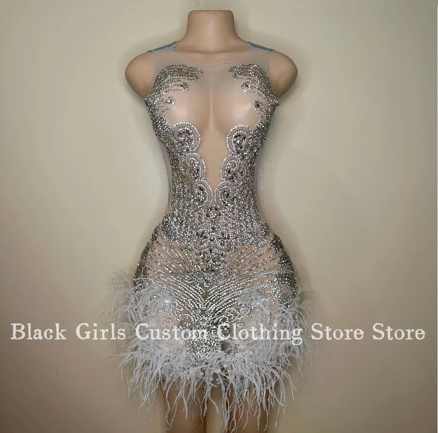 

Sparkling Silver Diamante Short Cocktail Dress 2024 Luxury Sheer Feather Applique Black Girl Party Queen Dresses فساتين سهرة