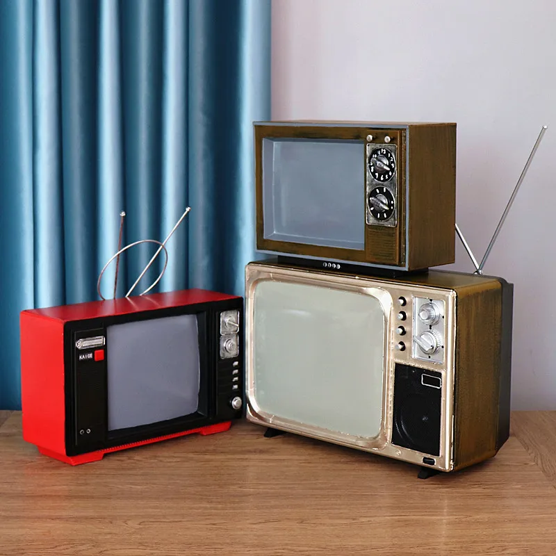 Retro and old home decoration ornaments cafe clothing store window display props tin TV model