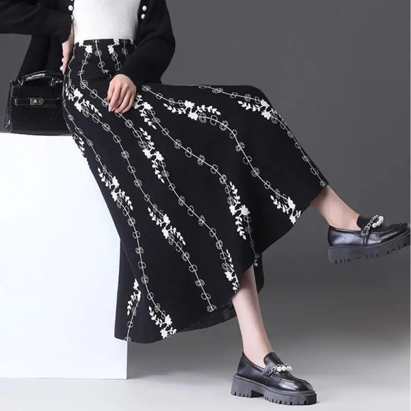 

Long Jacquard Knitted Skirt 2022 New High Waist Elastic Large Swing Woolen A-line Skirts