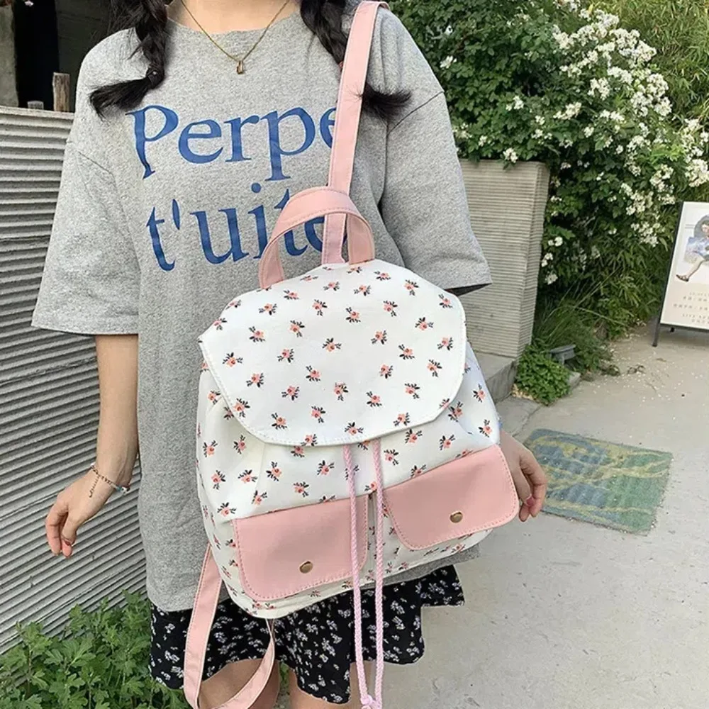 Large Capacity Canvas Backpack for Women Fragmented Flowers Girl Backpack Student Classroom Bag
