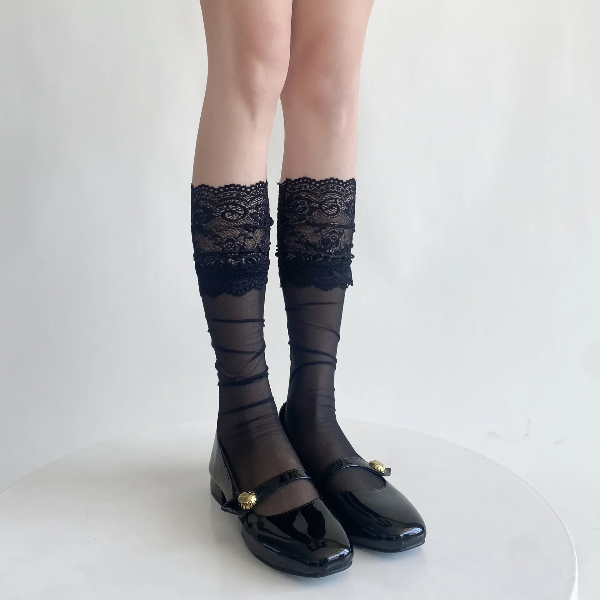 Ultra-thin Transparent Long Socks Stockings Women JK Lolita Sweet Girls Ruffle Socks Sexy Lace Mesh Fishnet Stockings Knee Socks