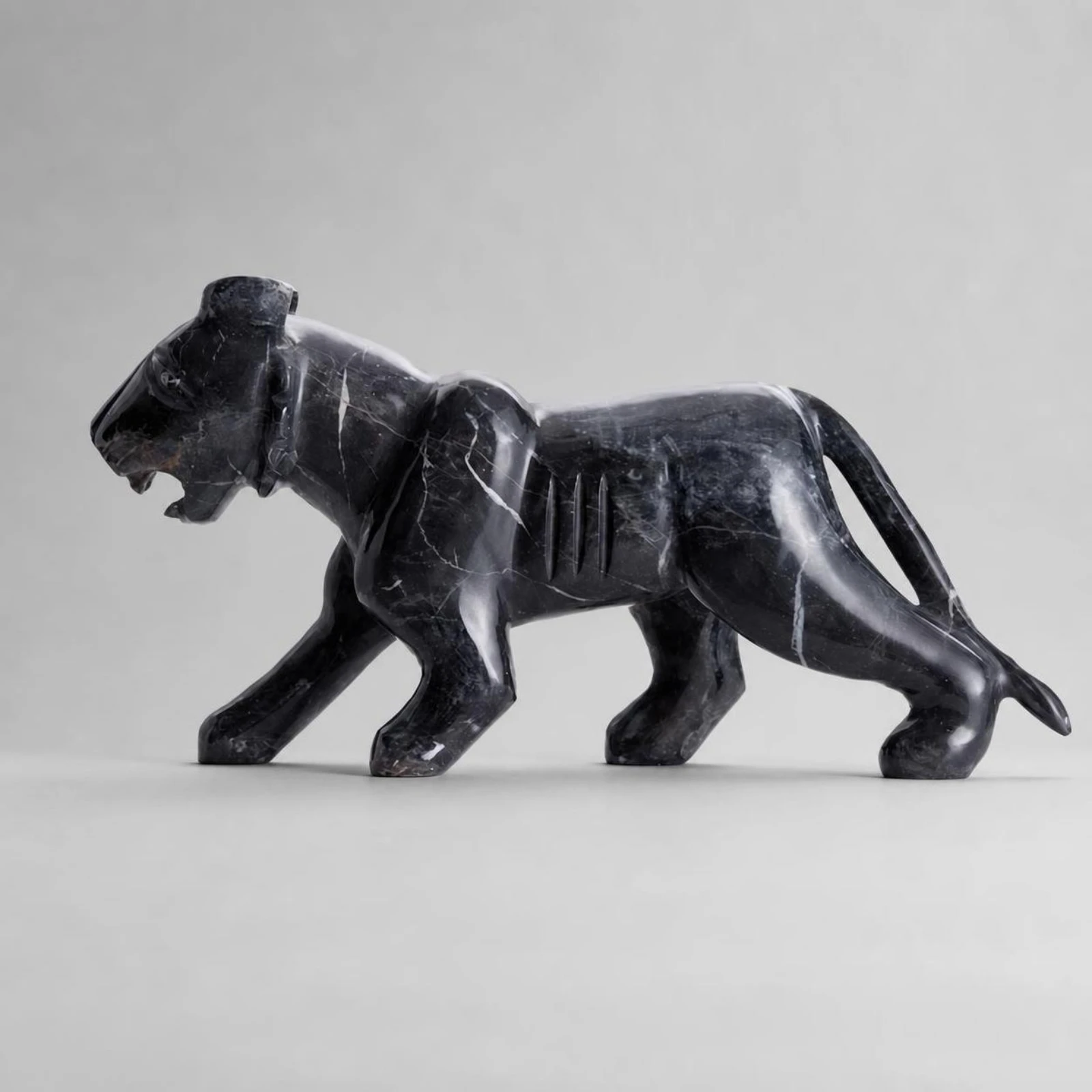 Tiger Figurine Polished Stone Tiger Decor Sleek for Collectors, Living Room, Office