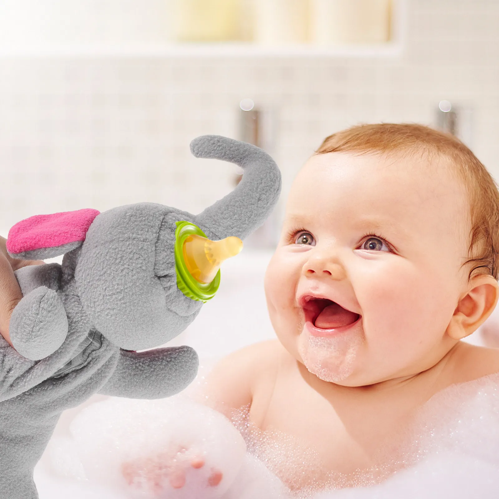 

Cute Cartoon Nursing Bottle Sleeve Keeps Milk Warm Portable Insulated Cover for Baby Bottles Anti-Scald Protection Parent-Child