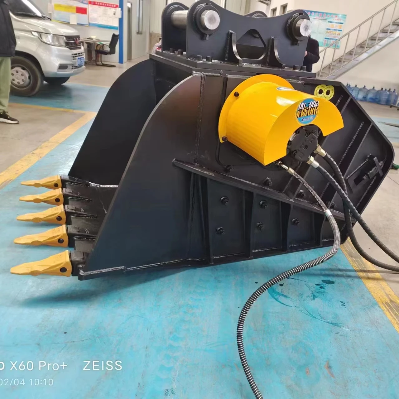 Mini Excavator Jaw Crusher Bucket Compact High-Performance Rock Crushing Attachment