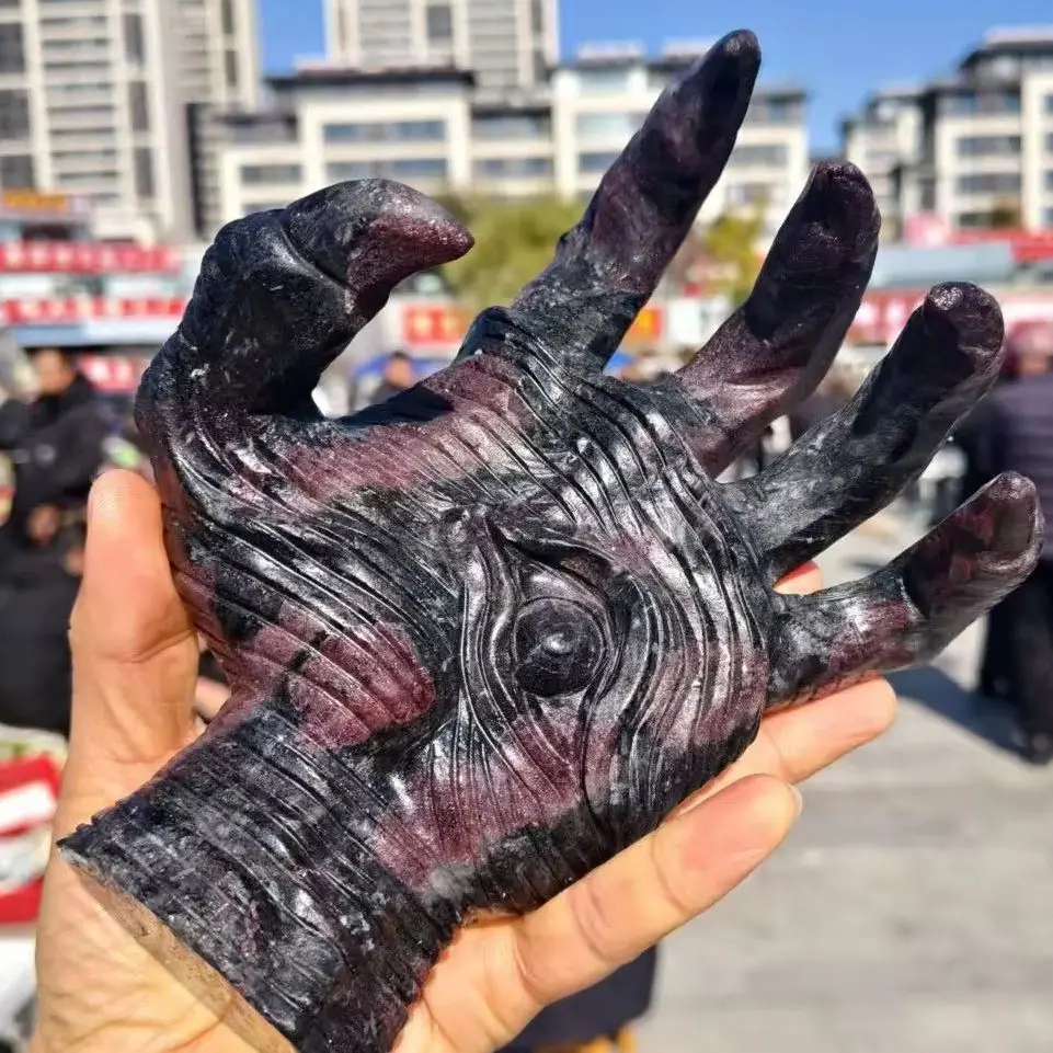 Naturally Formed! Garnet, aura，Ghost Hand, Quartz Crystal Ore Carving Magic Hand, Mineral Spiritual Healing