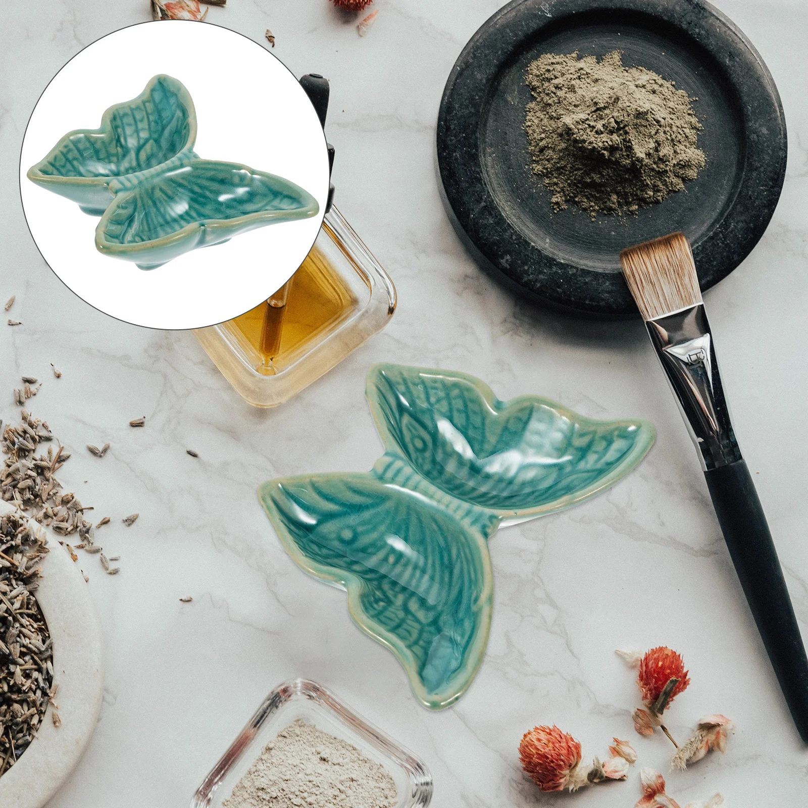 

Exquisite Ceramic Essential Oil Tray Compact Aroma Dish for Spa and Beauty Salon Use Essential Oil Dish Fragrance Holder