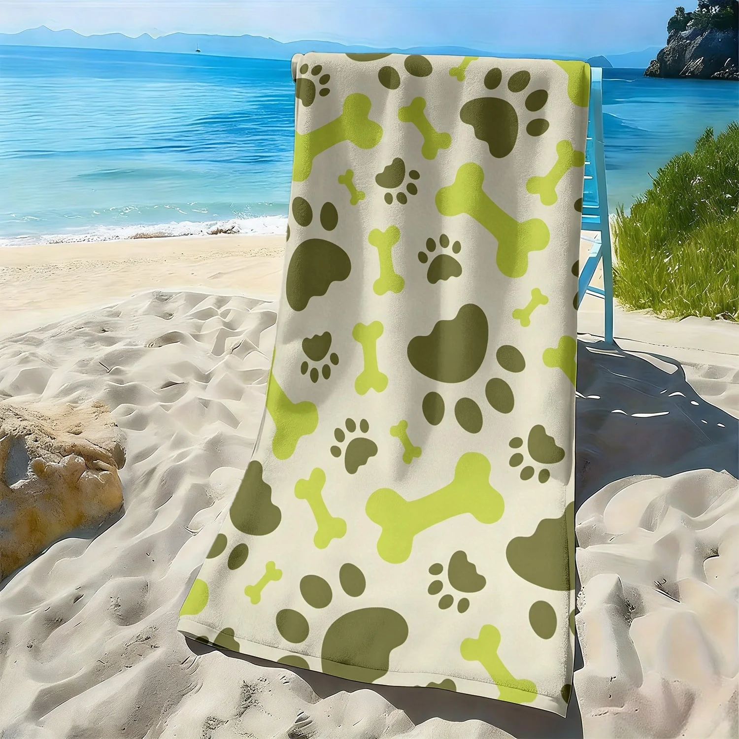 

Cute bone and claw print patterns polyester microfiber beach towel is highly absorbent, suitable for swimming and beach outings