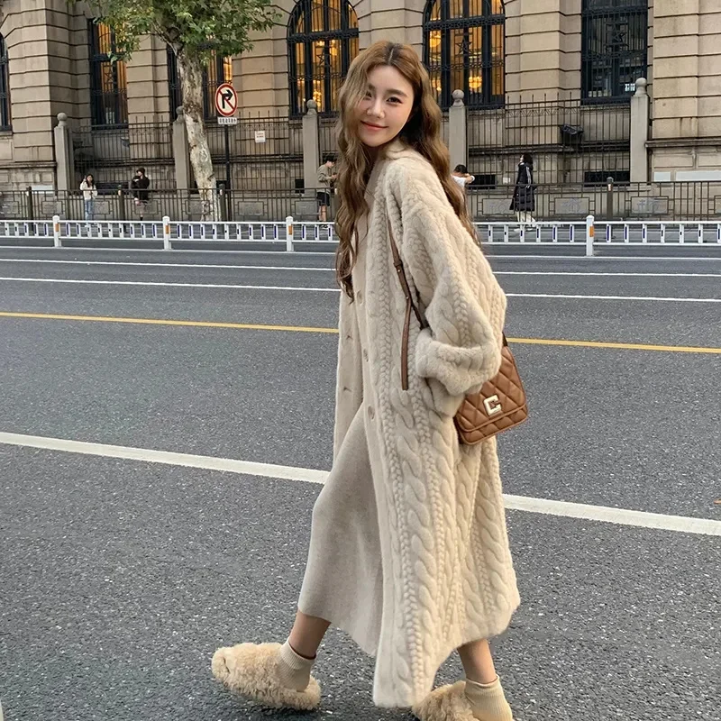 2023 Winter Thickened Women\'s Long Imitation Mink Plush Fried Dough Twists Mink Fur One Environmental Protection Fur Coat Solid