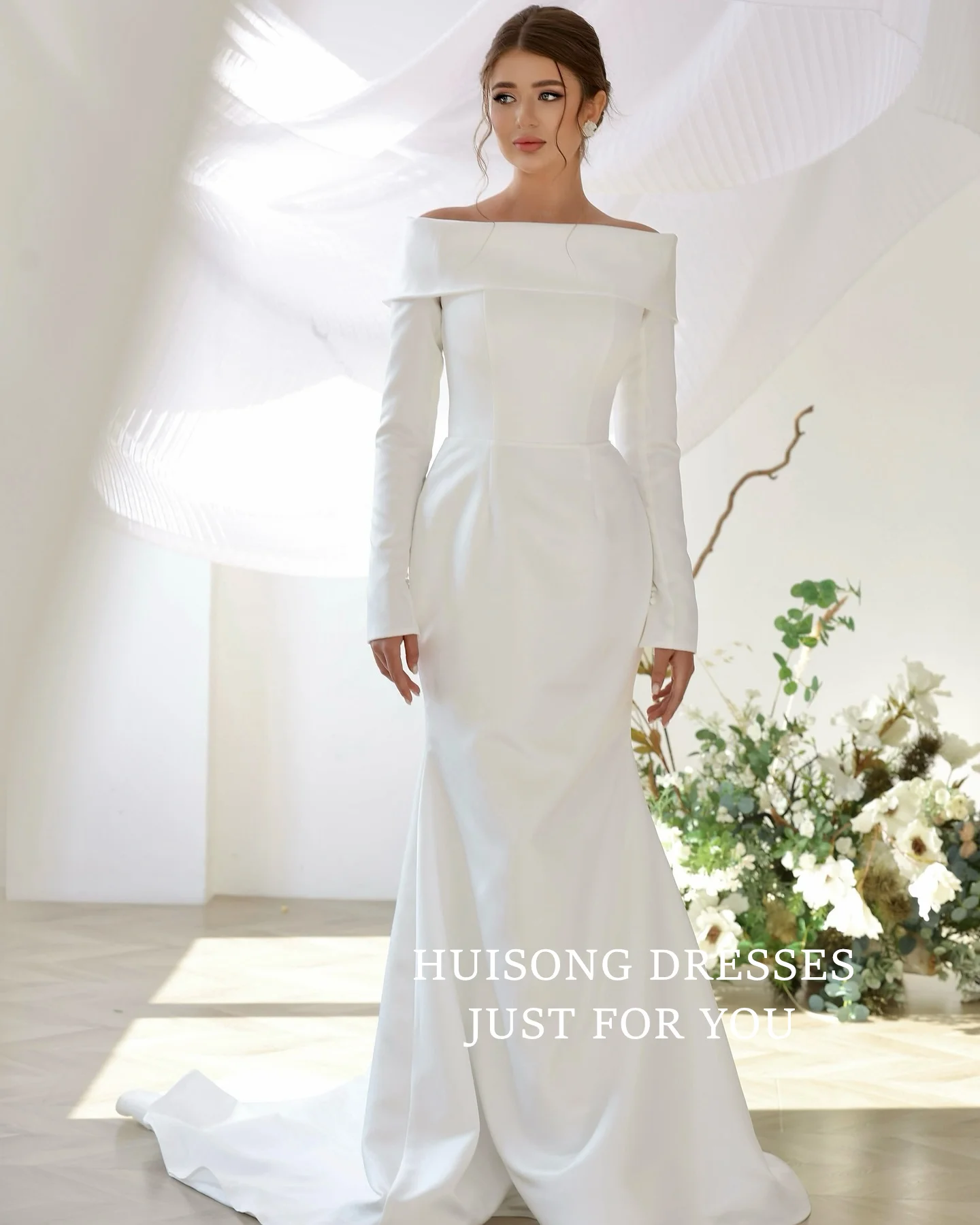 

HUISONG Customized Modest Satin Mermaid Wedding Dresses Off the Shoulder Long Sleeves Beach Modest Bridal Gown robe de mariée