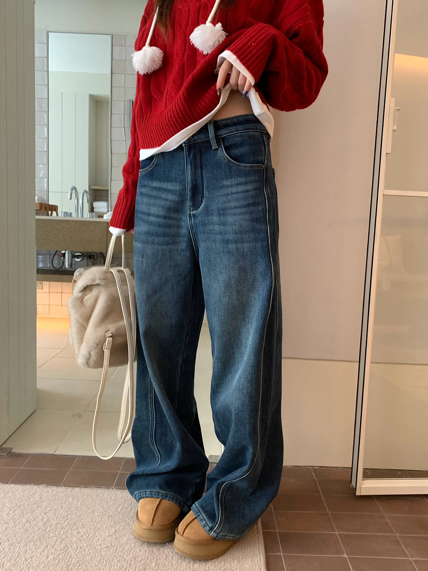 

Утепленные вельветовые зимние новые теплые свободные прямые повседневные джинсы для женщин, для поездок на работу, выцветшие белые, натуральные