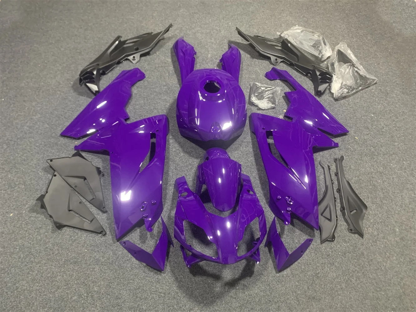 Motorcycle fairing kit is suitable for RS125 2006 2007 2008 2009 2010 2011 fairing purple motorcycle housing