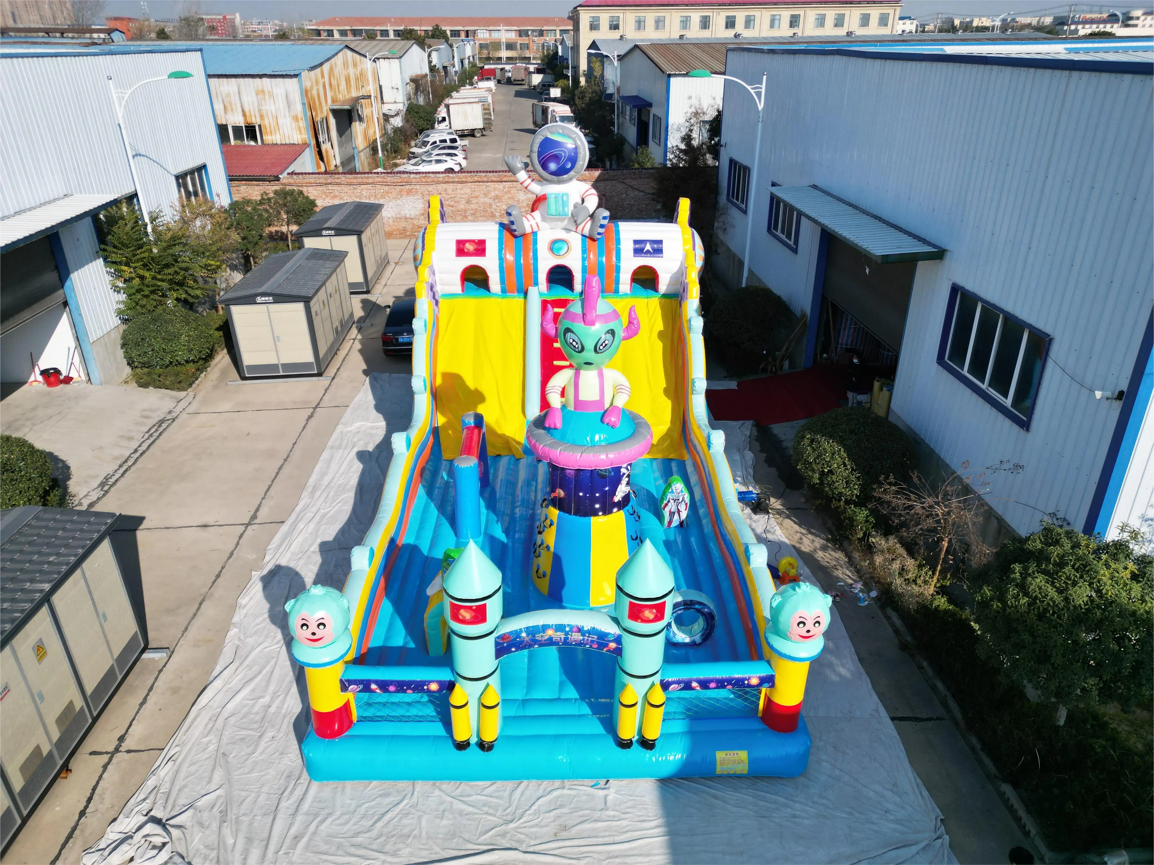 7*14m High Quality Durable PVC Jumping Inflatable Castle With Slide Attractive Bounce House for Kids and Adults