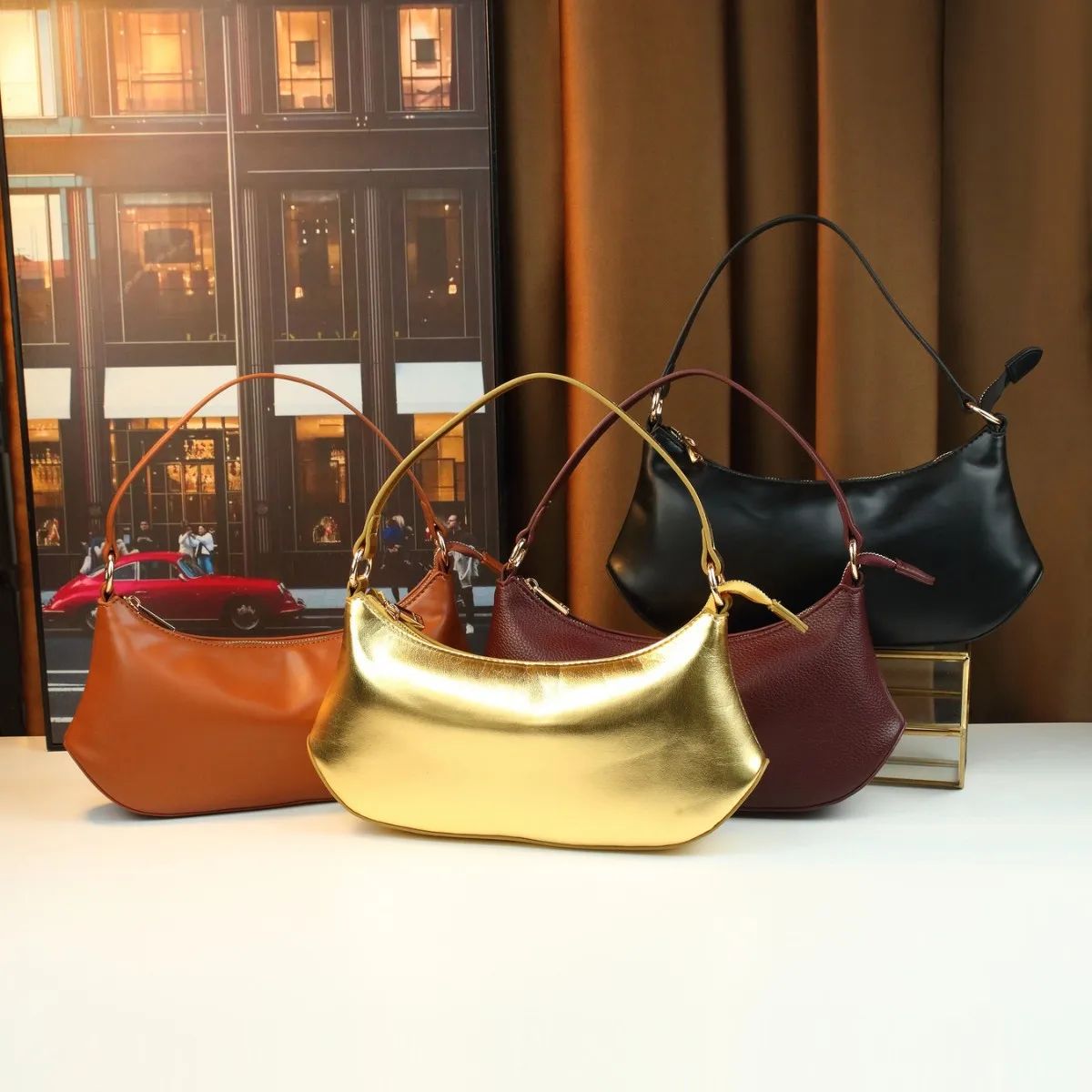 

2026 Korean light luxury niche solid color shoulder bag women's versatile saddle bag