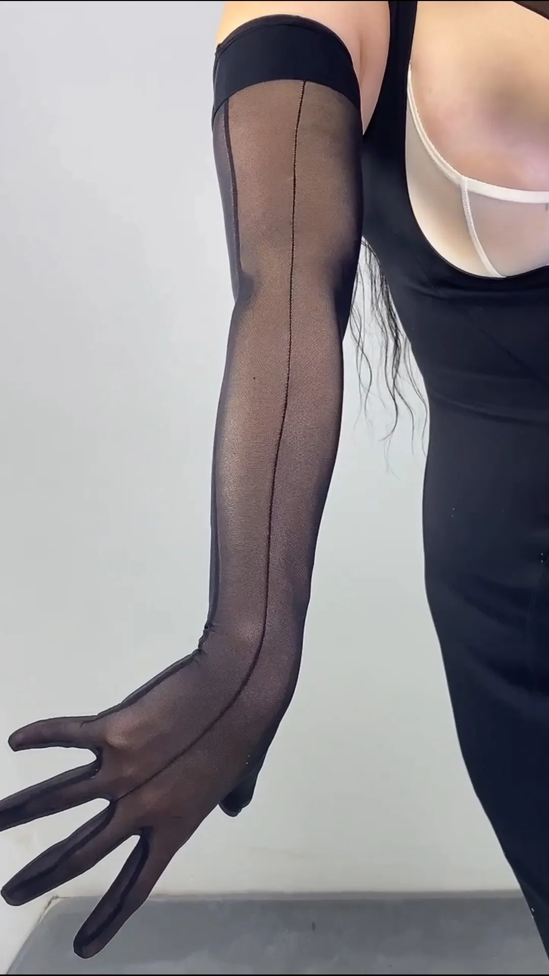 MESH Long Black GLOVES BACK SEAM Stretch Tulle Lace Semi Sheer TECH 70cm Touchscreen Evening Opera Fashion Dressing Glove