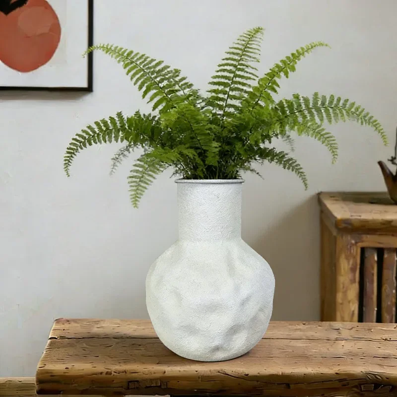 DSA simple metal vase advanced sense old white flower pot anti-drop homestay soft desktop flower arrangement ornament
