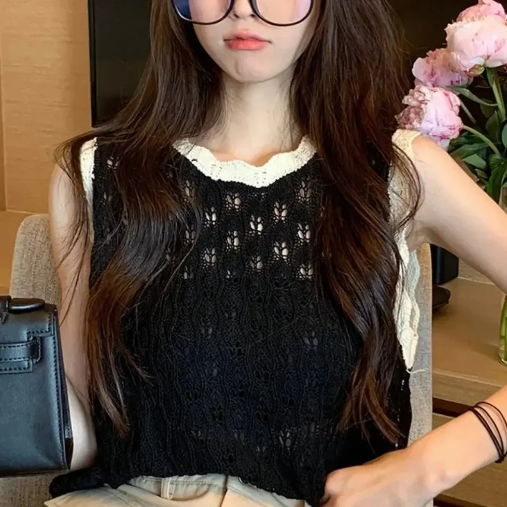 

Women's Chic Knitted Vest Unique Hollow Design Slimming Loose Top Trendy Outer Wear for Summer Pure Desire